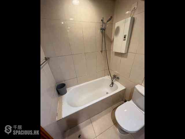 Wan Chai - The Zenith Phase 1 Block 2 06