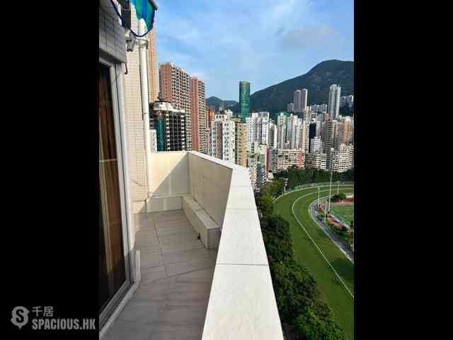 Happy Valley - Race Tower 06