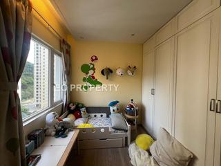Tai Hang - Yick King Building 10