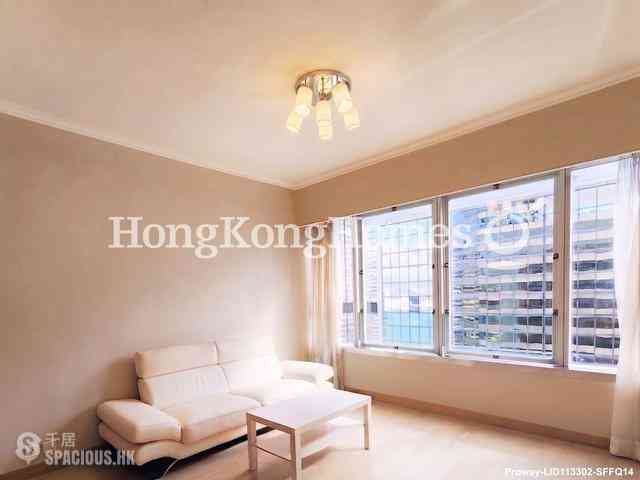 Wan Chai - Convention Plaza Apartments 01
