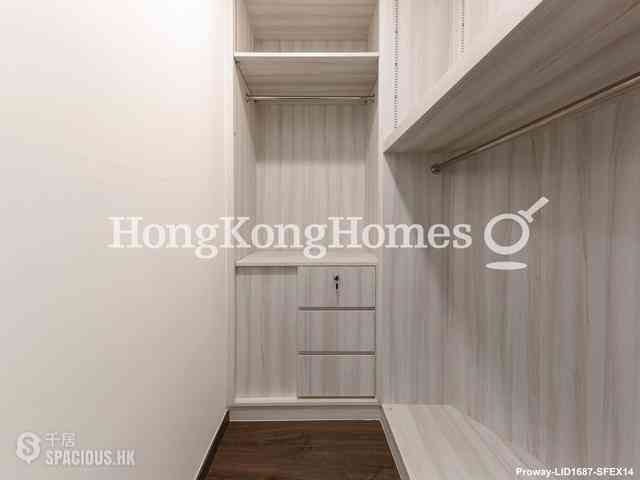 Tai Hang - C.C. Lodge 05