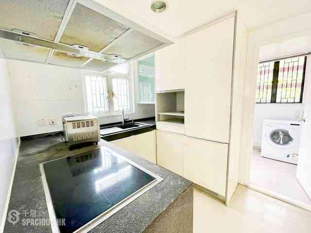 Repulse Bay - The Brentwood 05