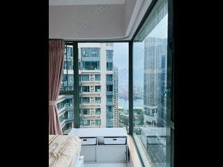 Tai Kok Tsui - Island Harbourview Block 1 08