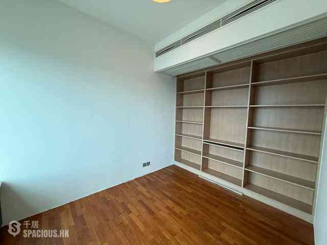 Mid Levels Central - The Harbourview 08