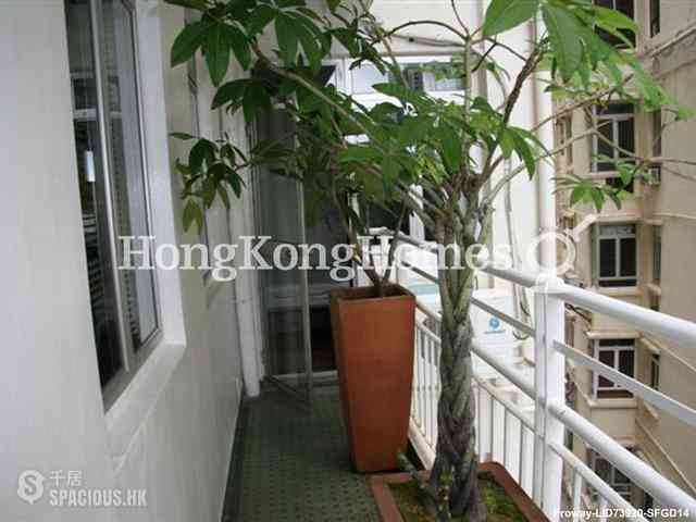 Mid Levels Central - Grand House 01