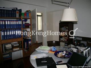 Mid Levels Central - Grand House 09