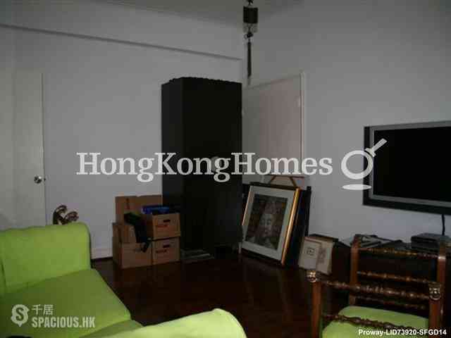 Mid Levels Central - Grand House 10