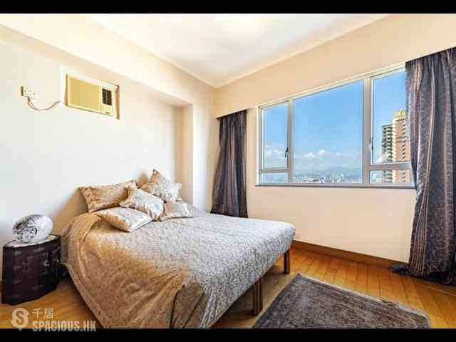 Mid Levels West - Realty Gardens 05