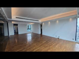 Mid Levels Central - The Harbourview 14