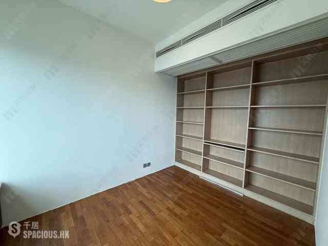 Mid Levels Central - The Harbourview 15