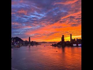 Fortress Hill - Harbour Glory 02