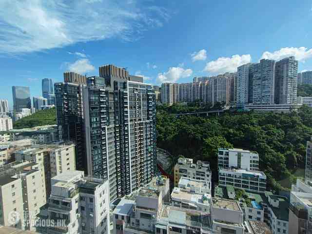 North Point - Island Place 01