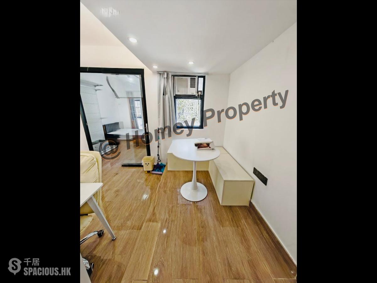 Sai Ying Pun - 23, Sai Yuen Lane 01