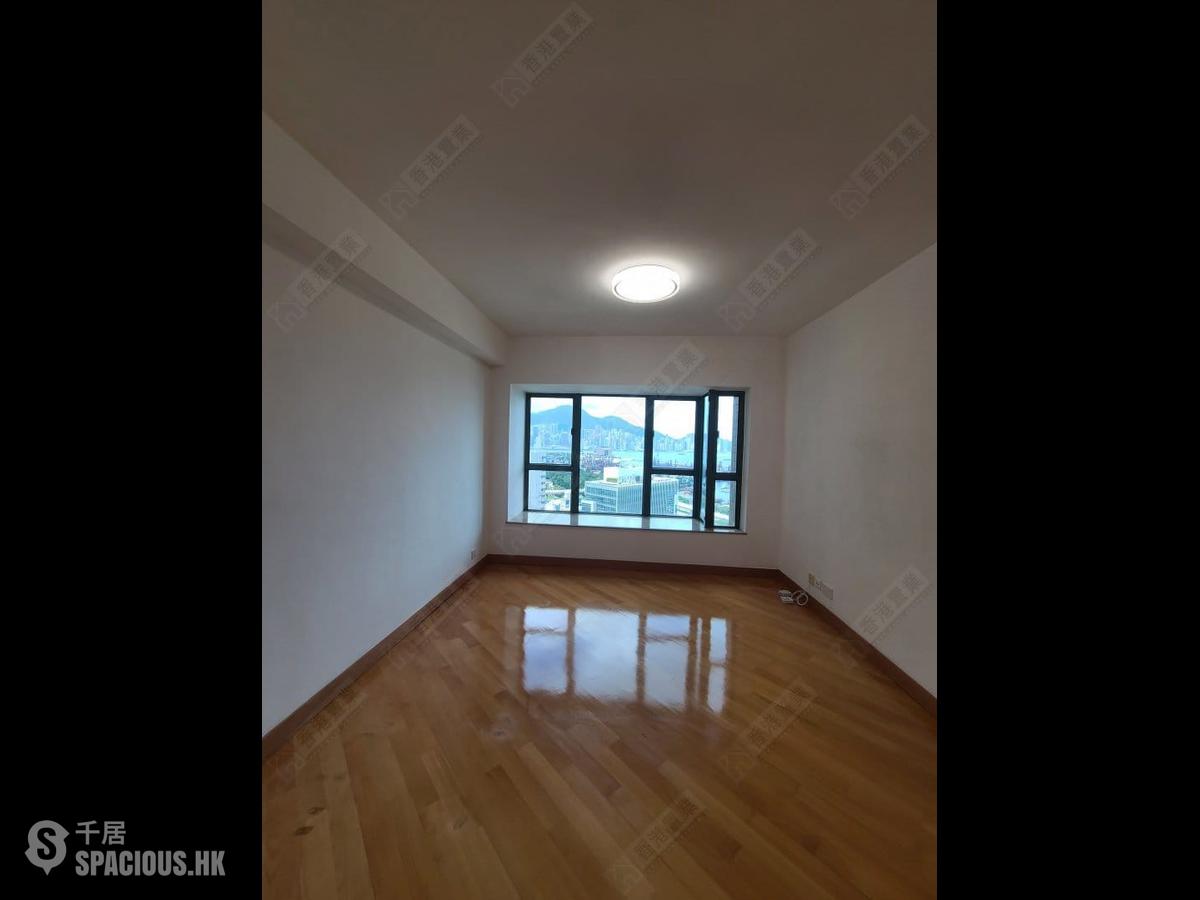 Tai Kok Tsui - Park Avenue Phase 1 Block 8 01