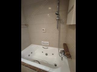 Tai Kok Tsui - Park Avenue Phase 1 Block 8 03