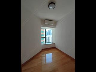 Tai Kok Tsui - Park Avenue Phase 1 Block 8 08