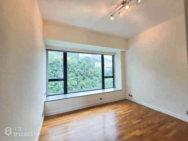 Mid Levels Central - The Harbourview 13