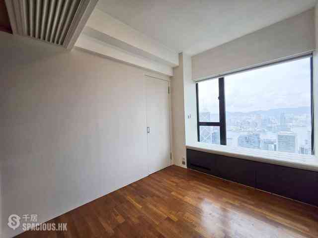 Mid Levels Central - The Harbourview 17