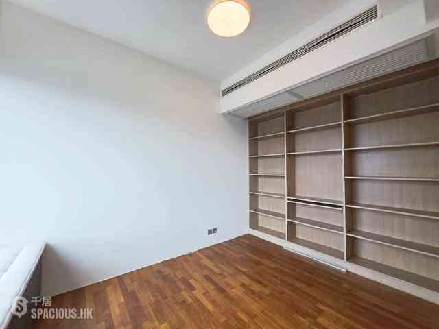 Mid Levels Central - The Harbourview 18