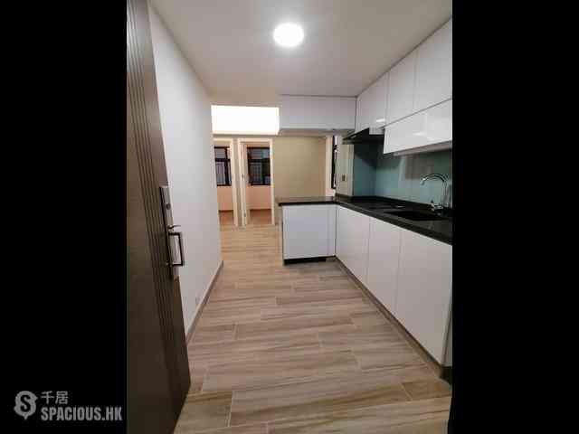 Kennedy Town - Kin Liong Mansion 07