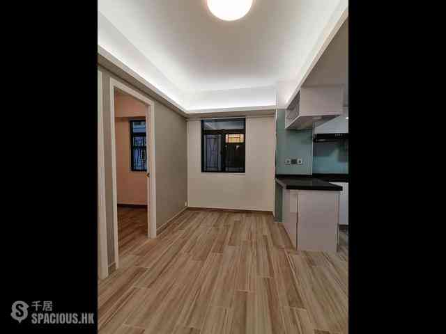 Kennedy Town - Kin Liong Mansion 01