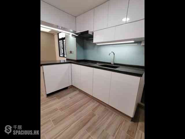 Kennedy Town - Kin Liong Mansion 06