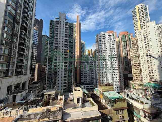 Sai Ying Pun - The Queens 03