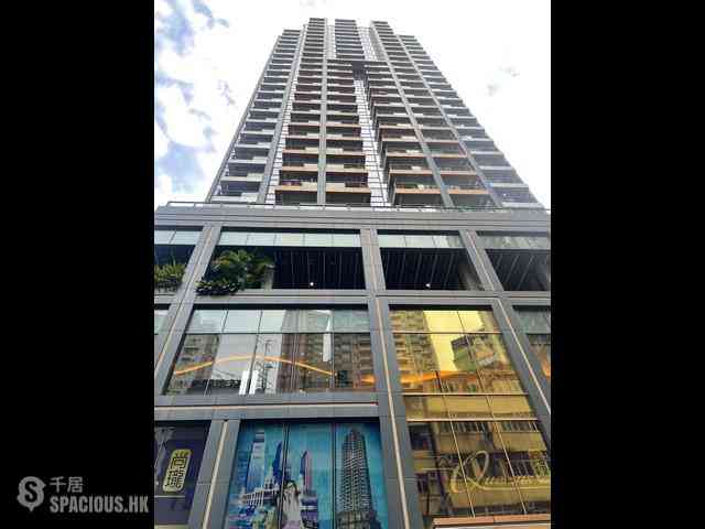 Sai Ying Pun - The Queens 08