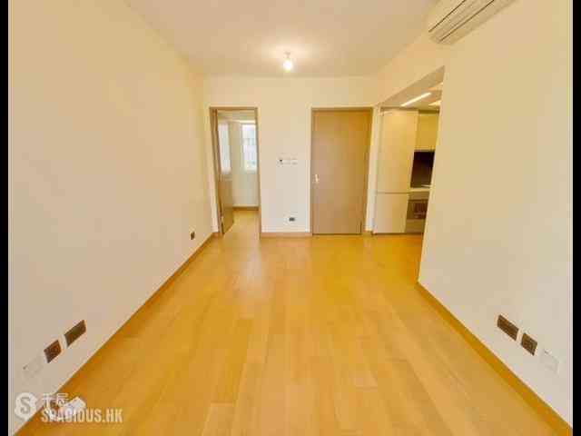 Sai Ying Pun - The Nova 07