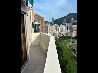Happy Valley - Race Tower 18