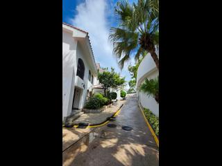 Pok Fu Lam - Magnolia Villas 13