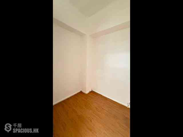 Sai Ying Pun - 30, Second Street 04