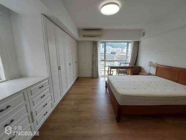 Leighton Hill - Rose Court 10