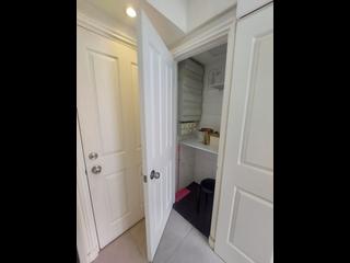 Leighton Hill - Rose Court 17