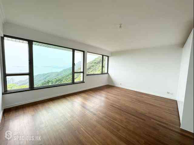 The Peak - Mount Austin Estate 08