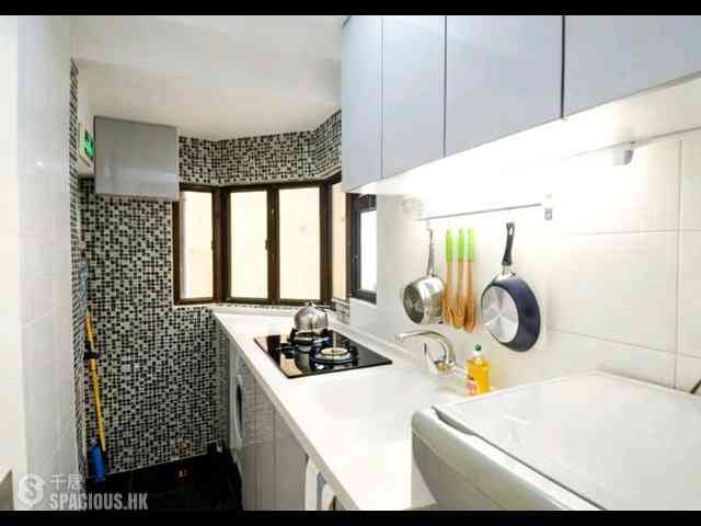 Soho - Lilian Court 05