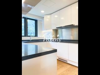 Mid Levels Central - Tavistock II 02