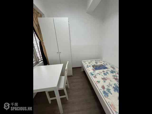Sai Ying Pun - Tin Hing Building 04