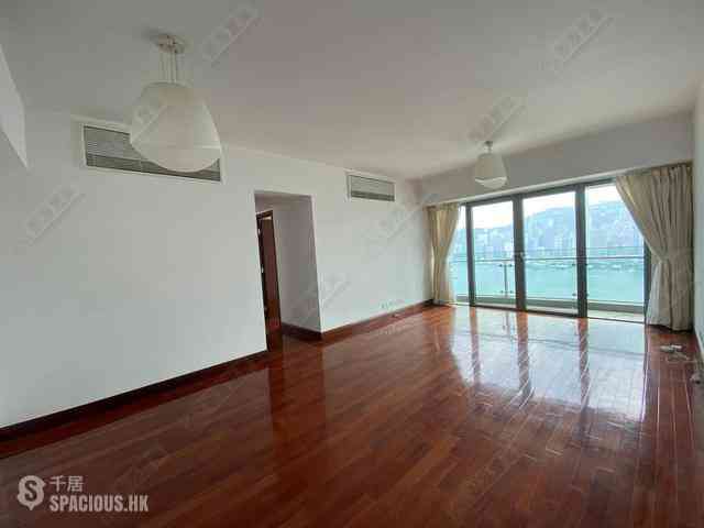 West Kowloon - The Harbourside 02