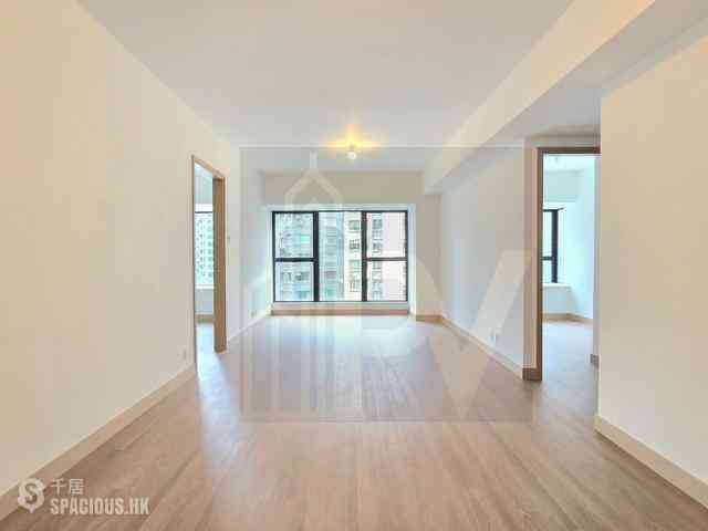 Mid Levels Central - 62B, Robinson Road 01