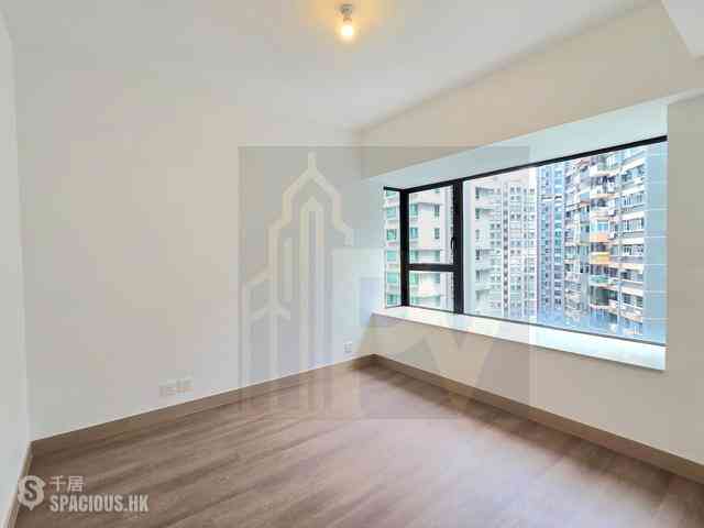 Mid Levels Central - 62B, Robinson Road 03