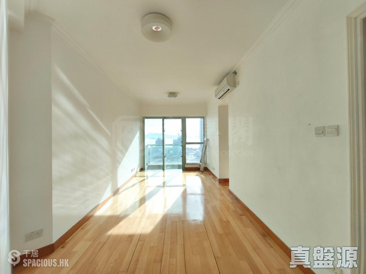 Tsim Sha Tsui - The Victoria Towers 01