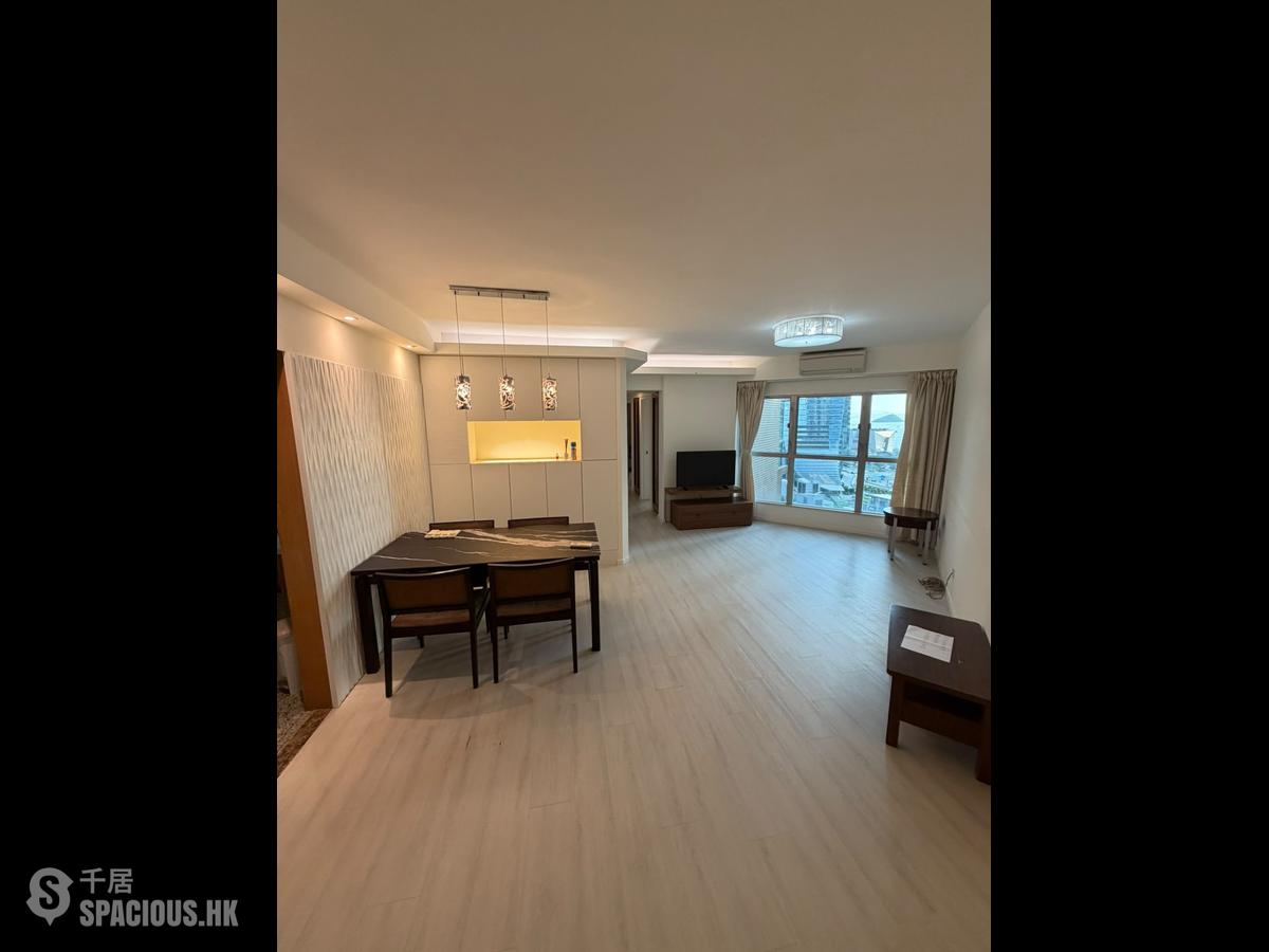 West Kowloon - The Waterfront Phase 2 Block 6 01