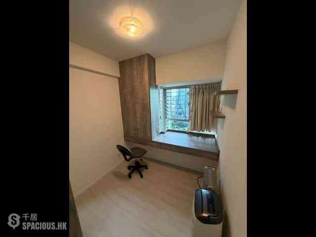 West Kowloon - The Waterfront Phase 2 Block 6 06