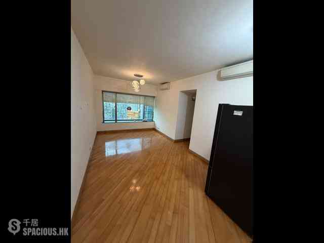 West Kowloon - Sorrento Phase 1 Block 6 01