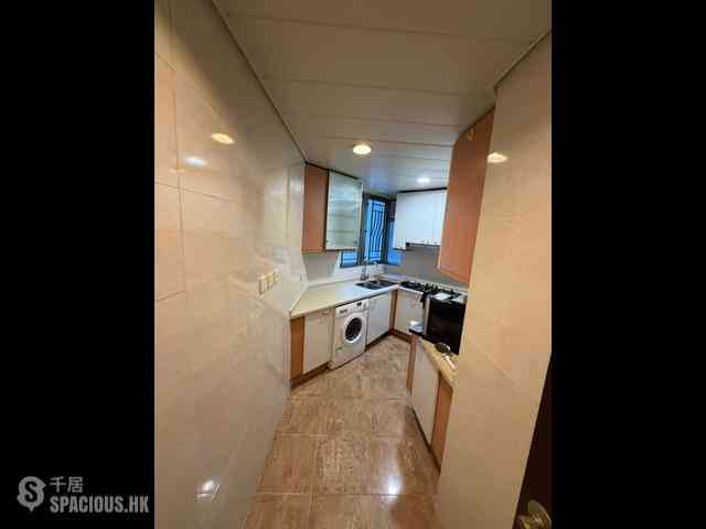 West Kowloon - Sorrento Phase 1 Block 6 05