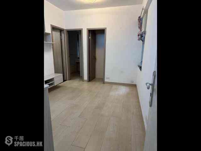 Causeway Bay - Hoi Hing Building 02