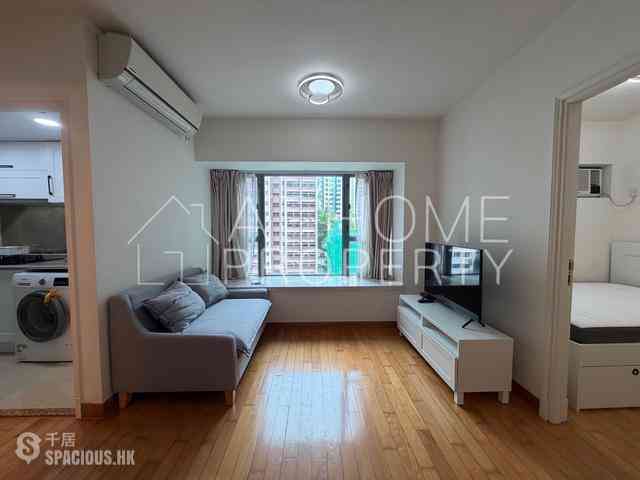 Sheung Wan - Queen's Terrace 01