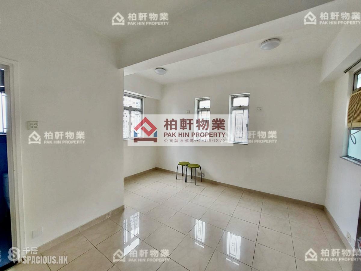Quarry Bay - Wai Fong Court 01