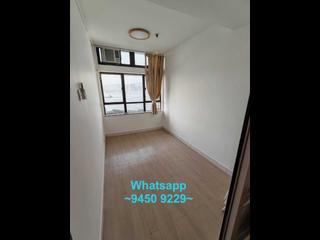Central - 73, Connaught Road West 06